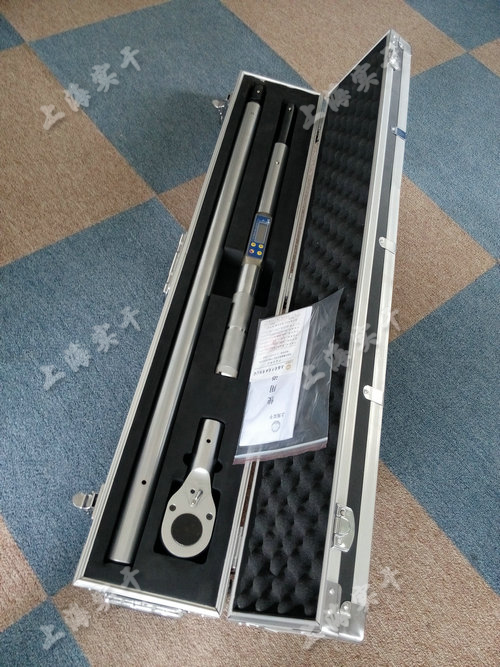 高精數(shù)顯扭力扳手圖片