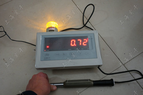 非標(biāo)連電腦數(shù)顯扭力扳手