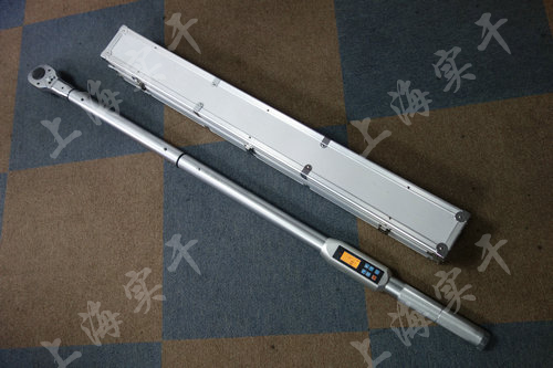 手動(dòng)數(shù)顯扭力扳手