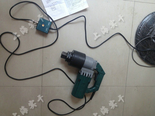 定扭矩電動扳手圖片